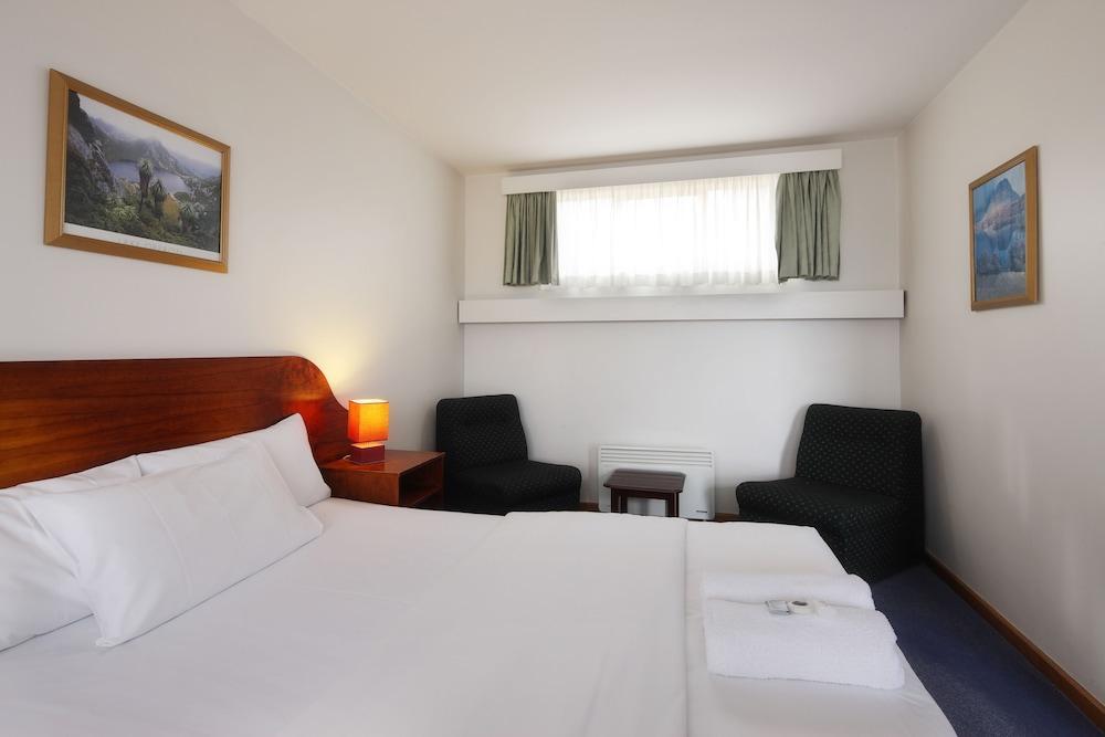 City View Motel Montagu Bay Bagian luar foto