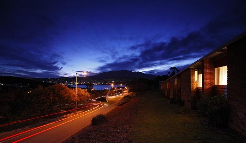 City View Motel Montagu Bay Bagian luar foto