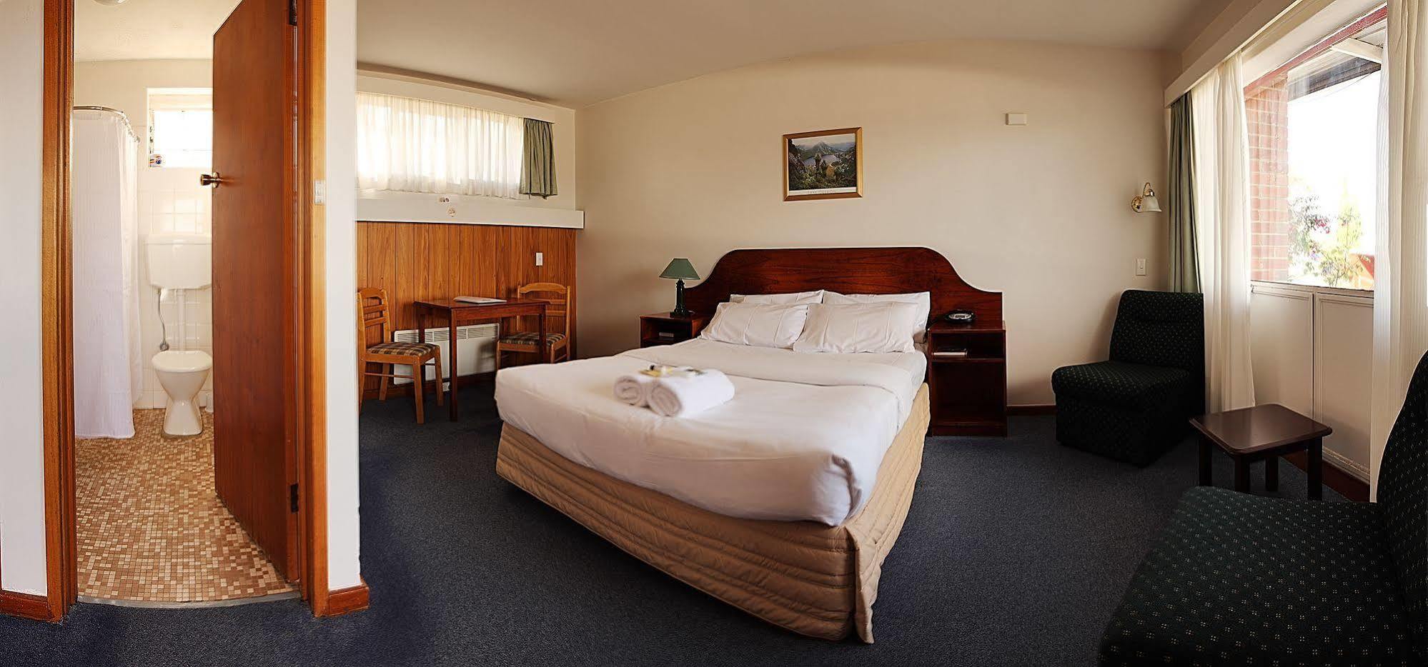 City View Motel Montagu Bay Bagian luar foto