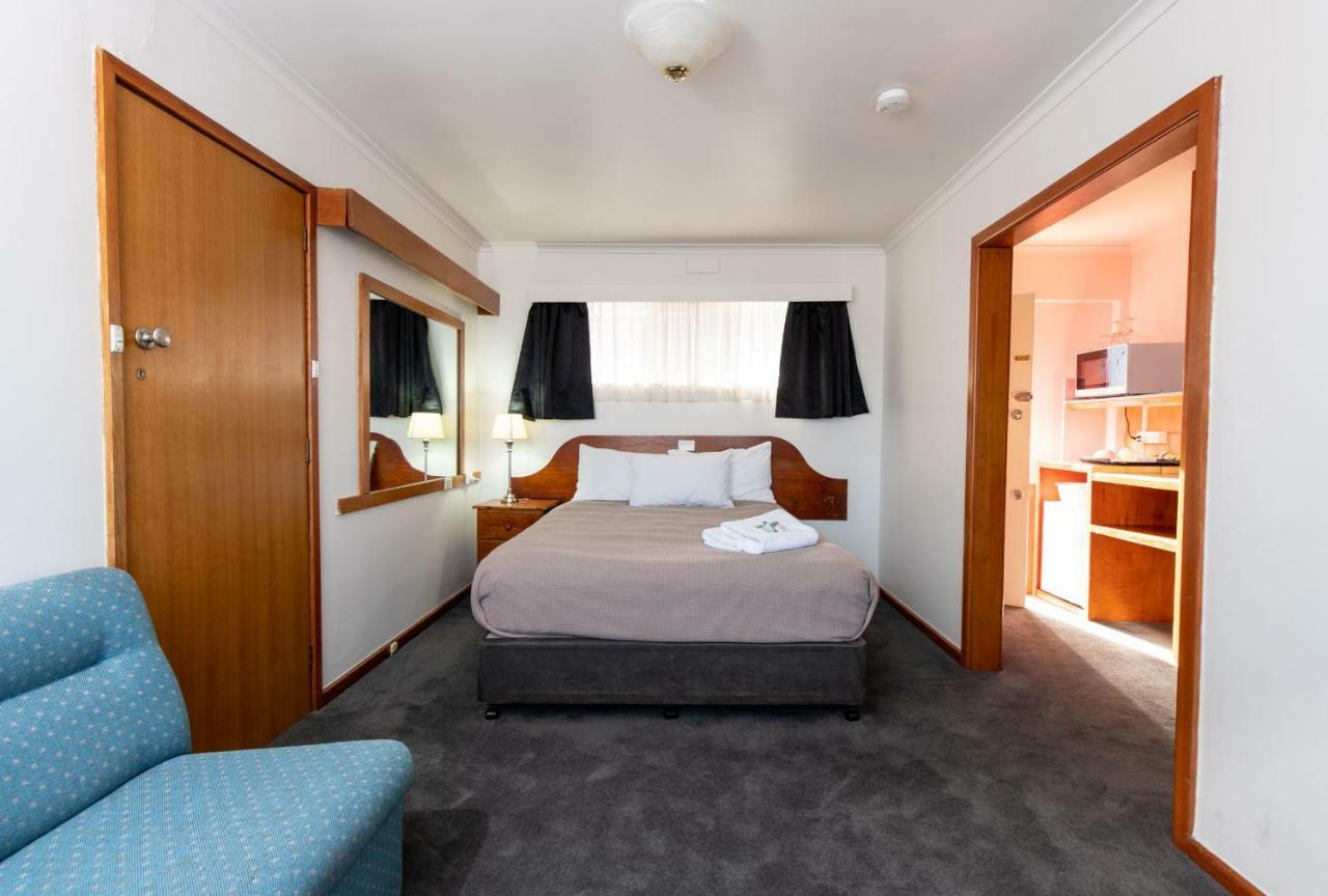 City View Motel Montagu Bay Bagian luar foto