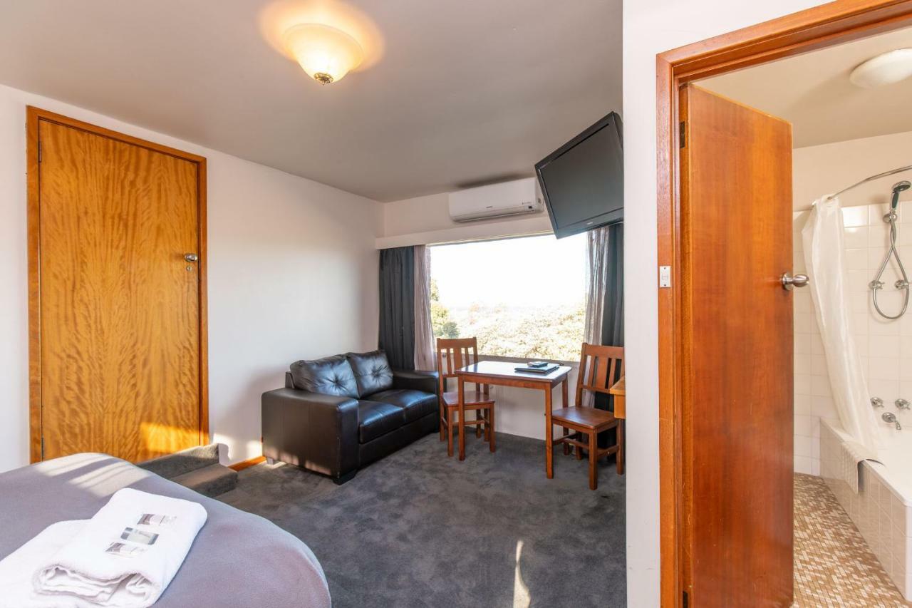 City View Motel Montagu Bay Bagian luar foto