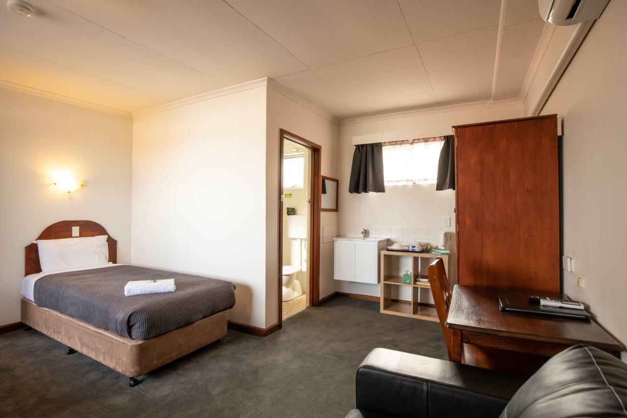 City View Motel Montagu Bay Bagian luar foto