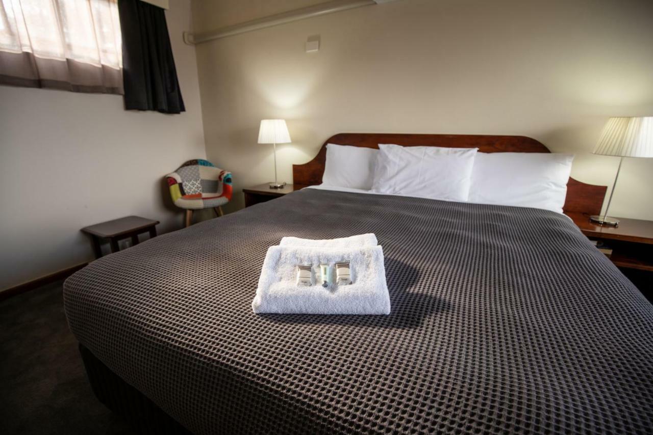 City View Motel Montagu Bay Bagian luar foto