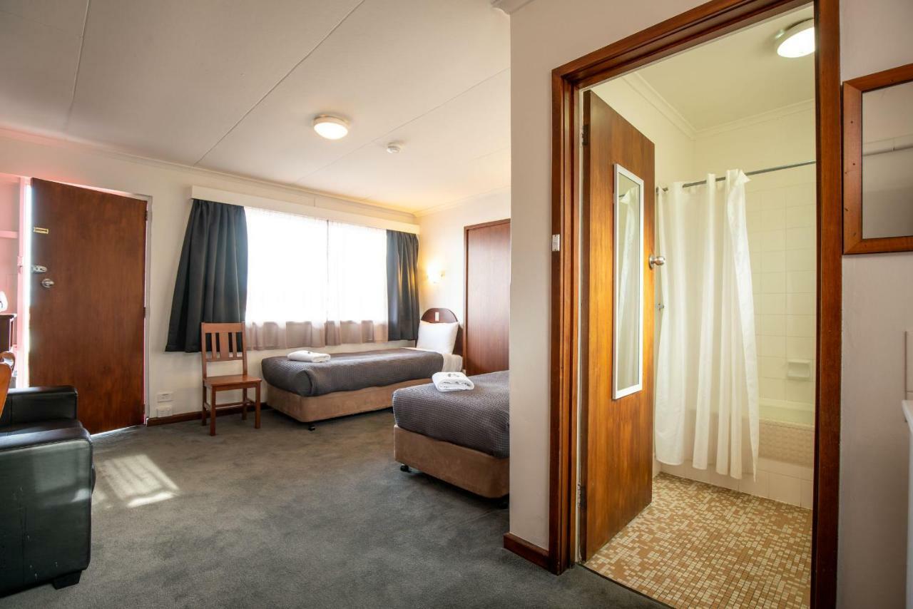 City View Motel Montagu Bay Bagian luar foto